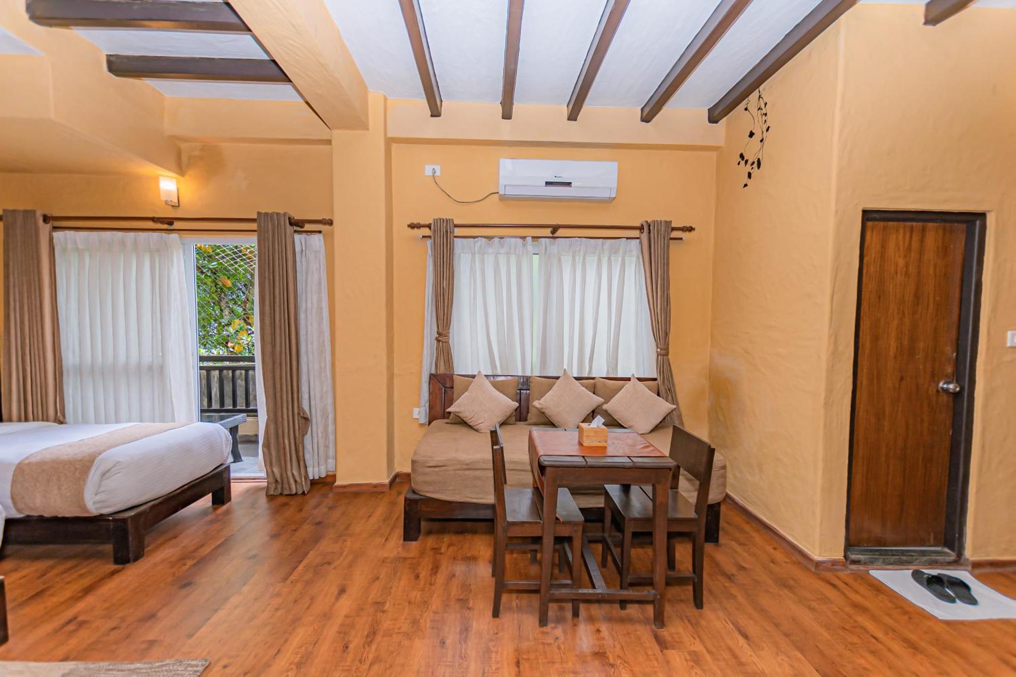 Pokhara Boutique Hotel Exteriör bild