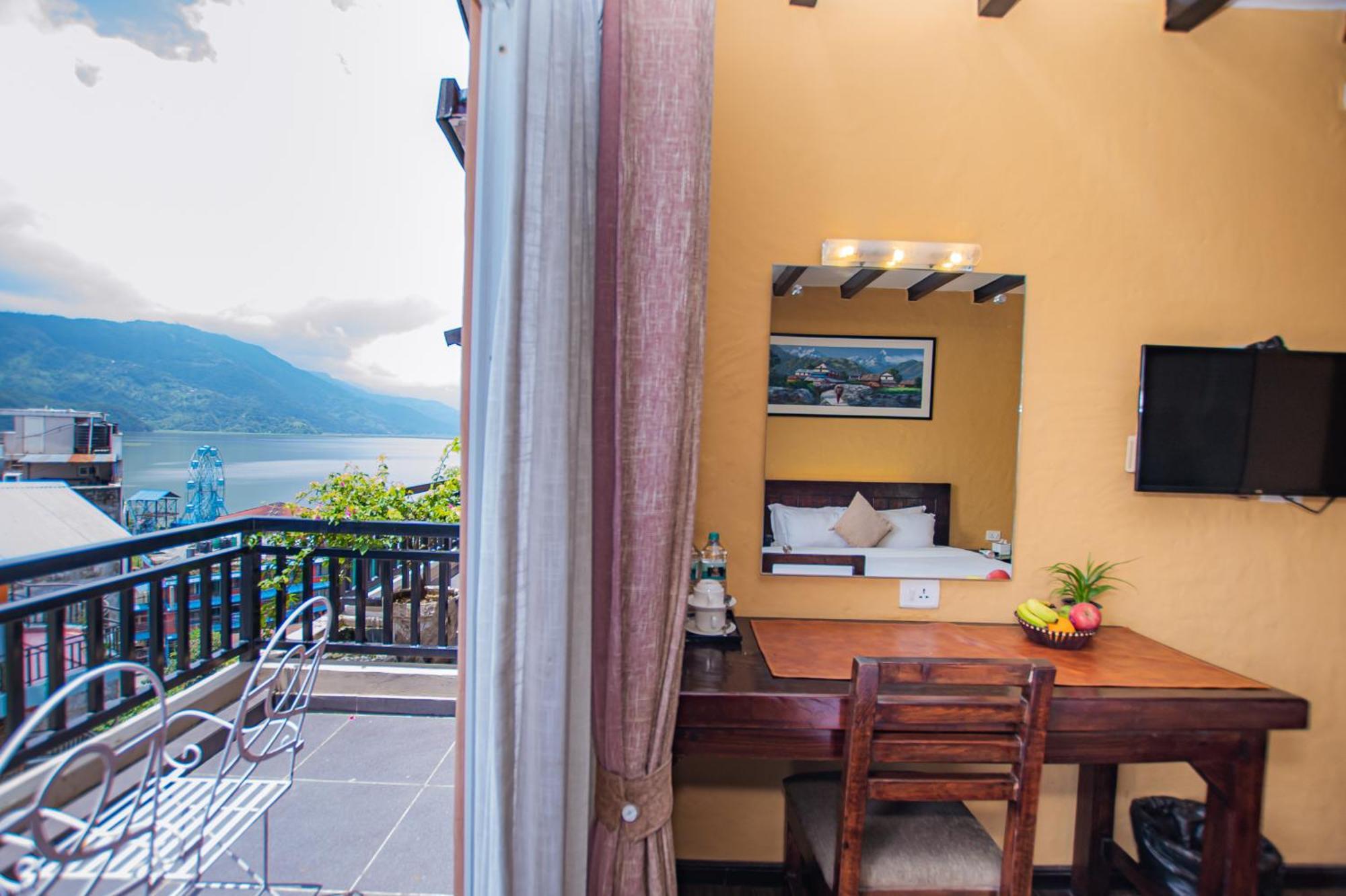Pokhara Boutique Hotel Exteriör bild