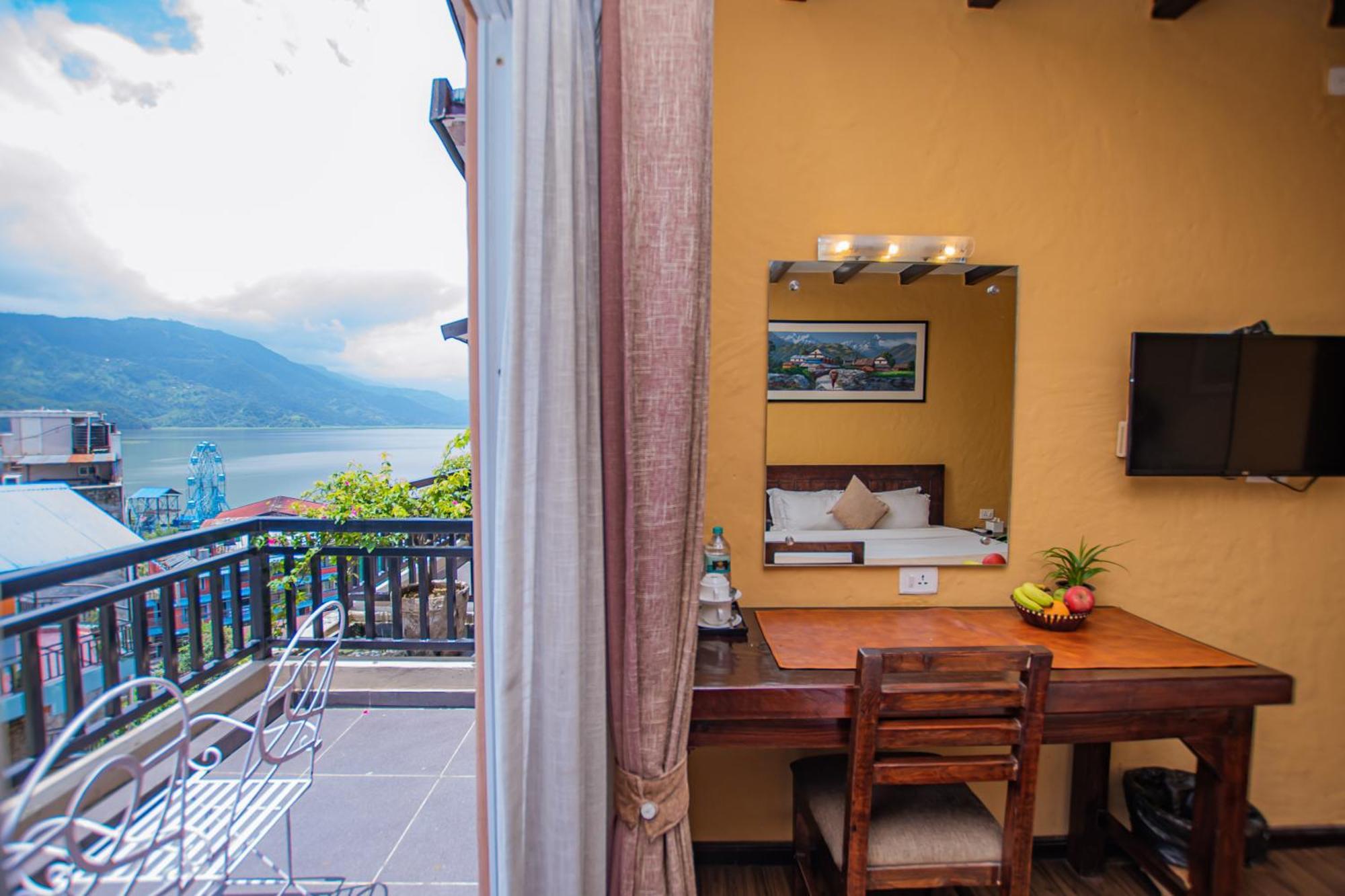Pokhara Boutique Hotel Exteriör bild