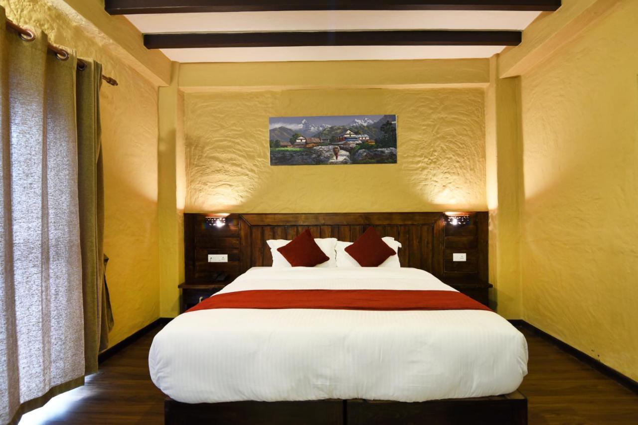 Pokhara Boutique Hotel Exteriör bild